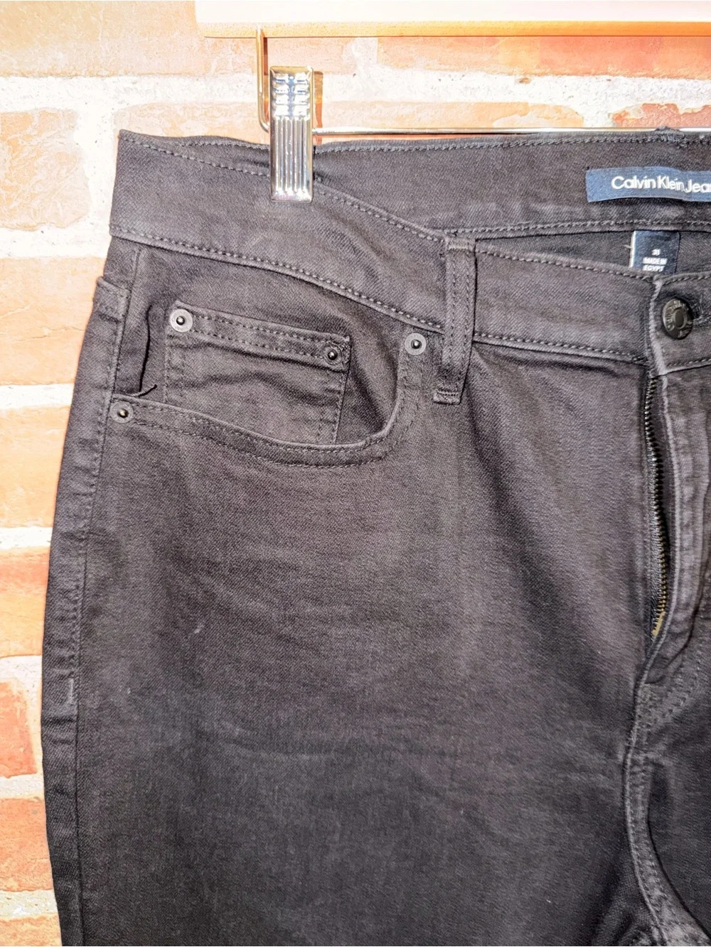 Calvin Klein Jeans Men's Black Slim Straight Jeans Denim Sz 31 Buttoned